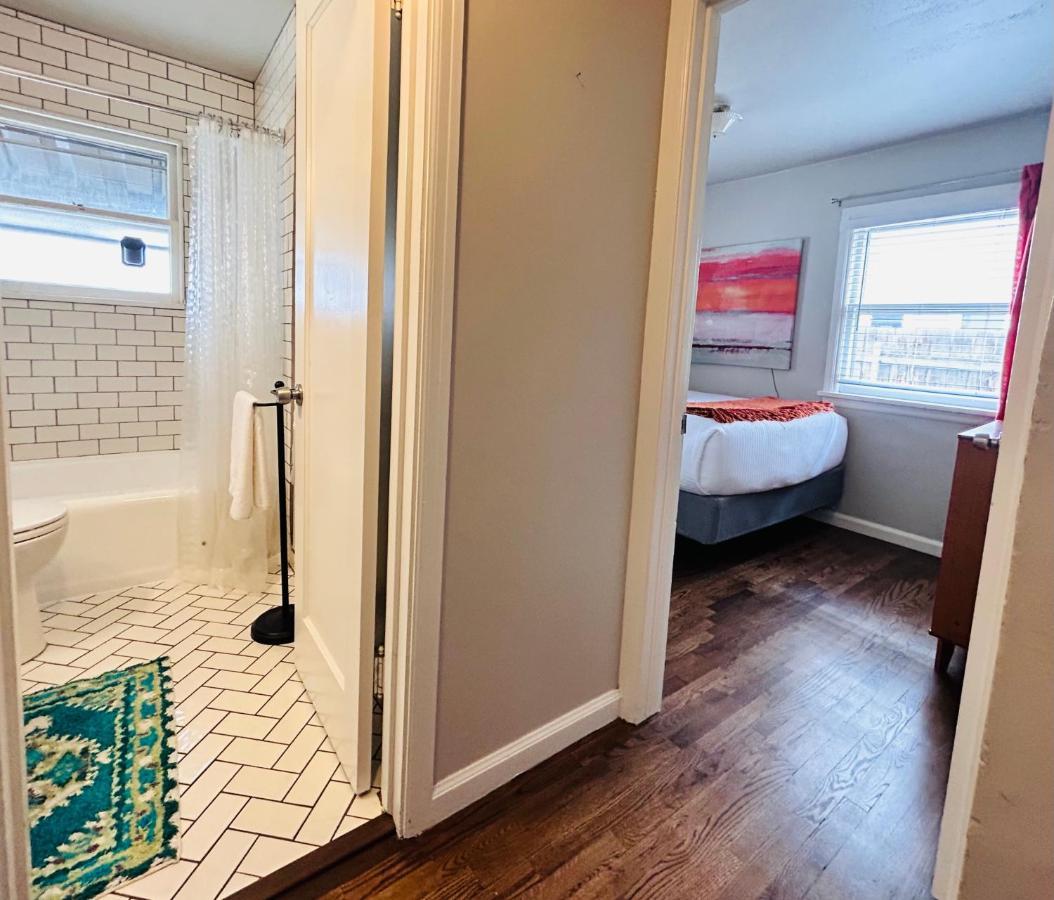 Celebration Chalet! Quant, Cozy, A Few Blocks From Bsu And Close To Downtown Boise, Fireplace, 4 Beds, And Seating For 6 Pets Welcome! Exterior photo